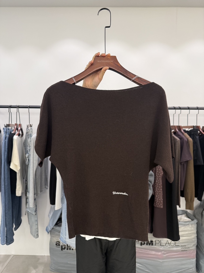 WATERMELON韓國代購女士新品26春夏熱賣職業時尚針織衫刺繡WATER MELON針織衫圖色4棕色