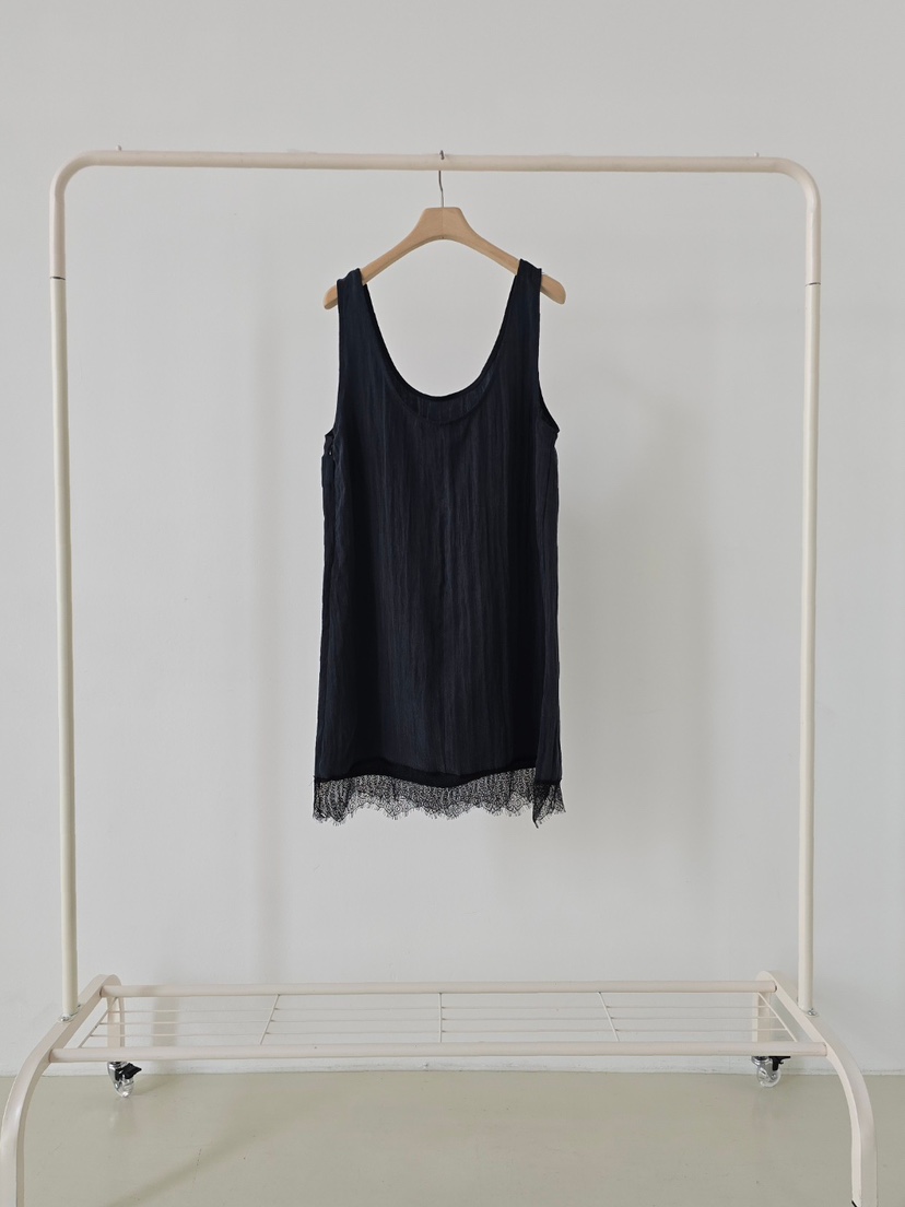 J SHOP東大門代購女士新款人氣休閑推薦吊帶背心蕾絲緞面J_SHOP吊帶/背心