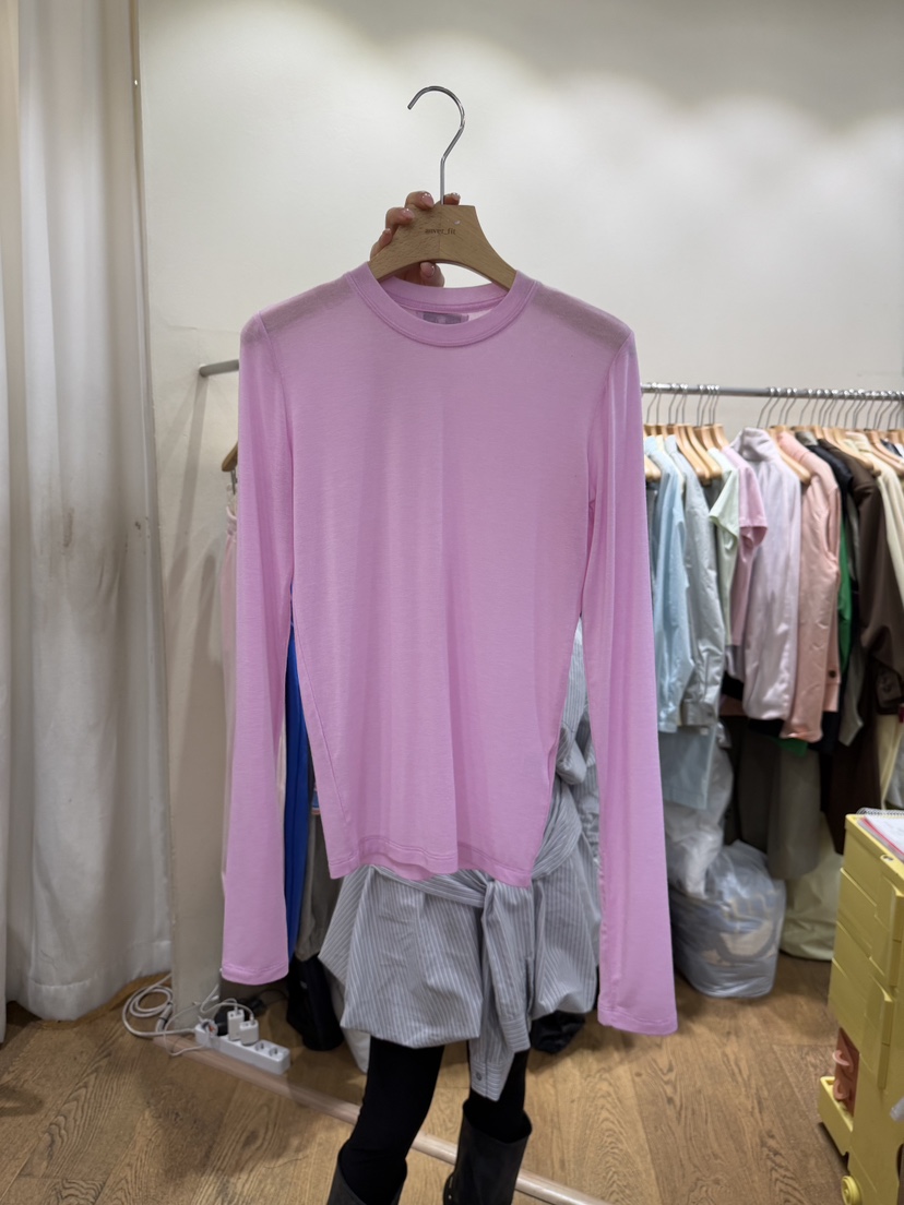 AUVERFIT韓國代購女士新款時尚26春夏休閑推薦長袖T恤圓領AUVERFIT長袖T恤圖色1