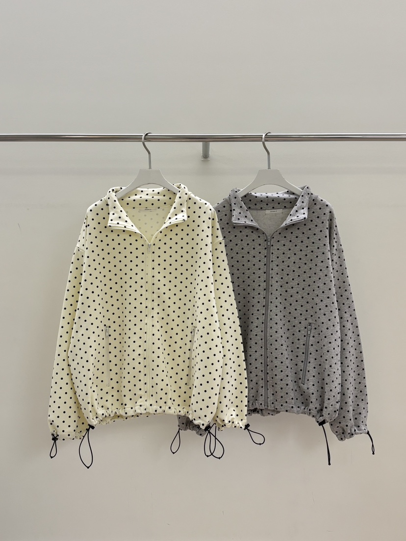 PEBBLE韓國直郵女裝新款人氣時尚推薦休閑熱賣26春夏夾克拉鏈PEBBLE夾克