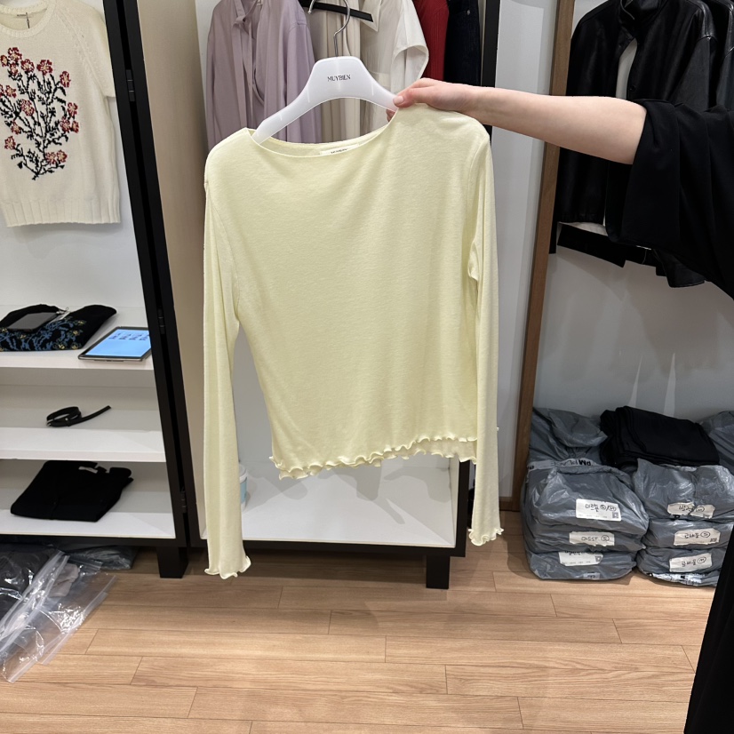 MUYBIEN韓國直郵女裝新品熱賣人氣26春夏休閑推薦長袖T恤MUYBIEN長袖T恤圖色1