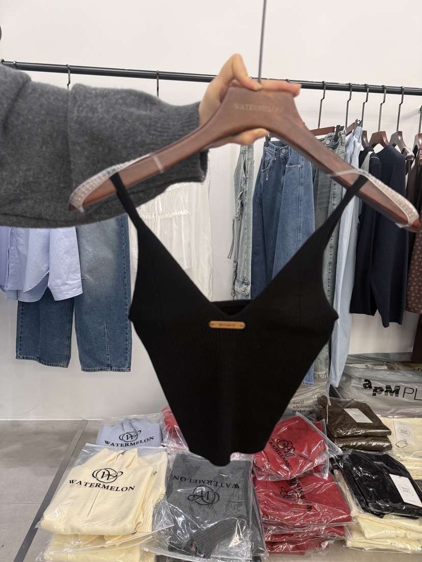 WATERMELON韓國東大門直郵女裝新款26春夏熱賣推薦吊帶背心WATER MELON吊帶/背心圖色3