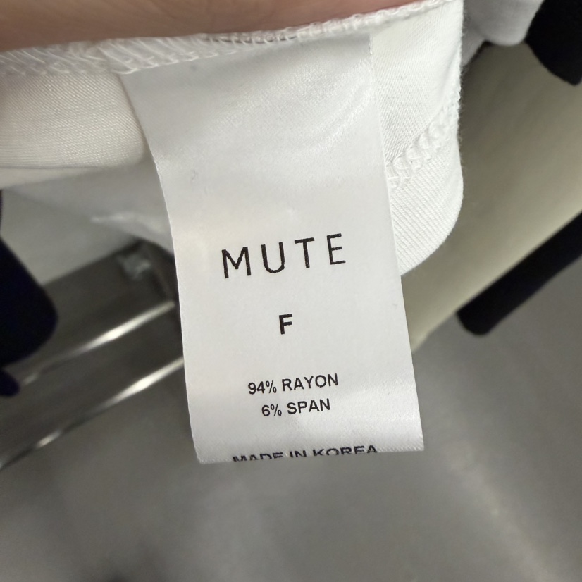 MUTE-P韓國東大門直郵女裝新品休閑26春夏人氣熱賣時尚T恤MUTET恤