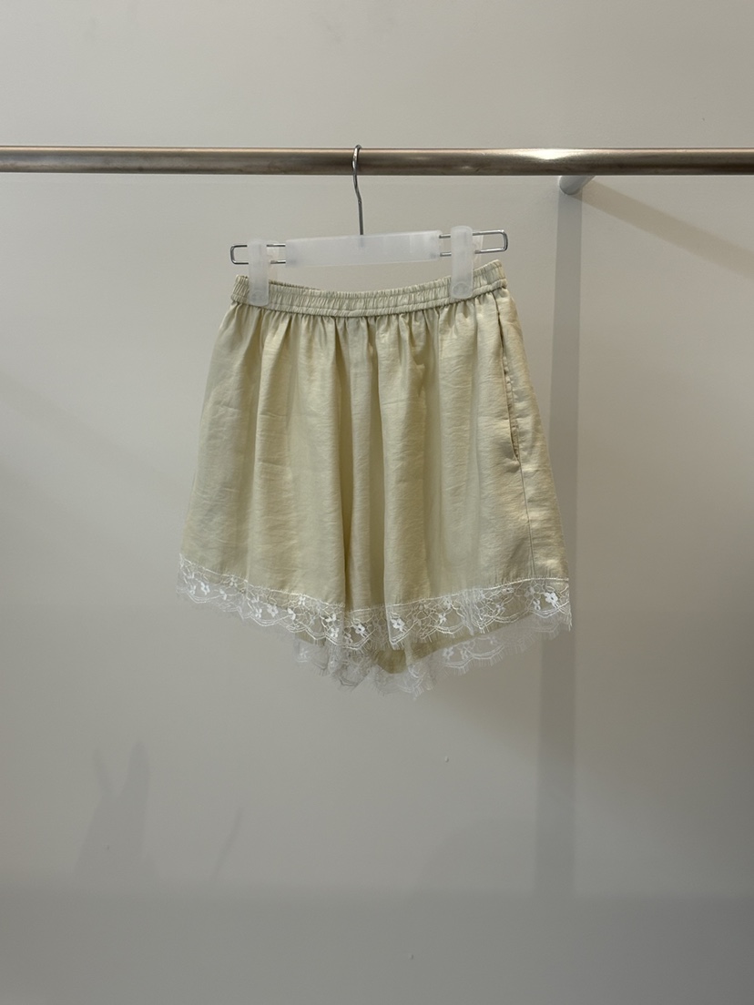 THERE韓國直郵實拍女士新款推薦職業時尚人氣熱賣短褲蕾絲THERE短褲圖色2