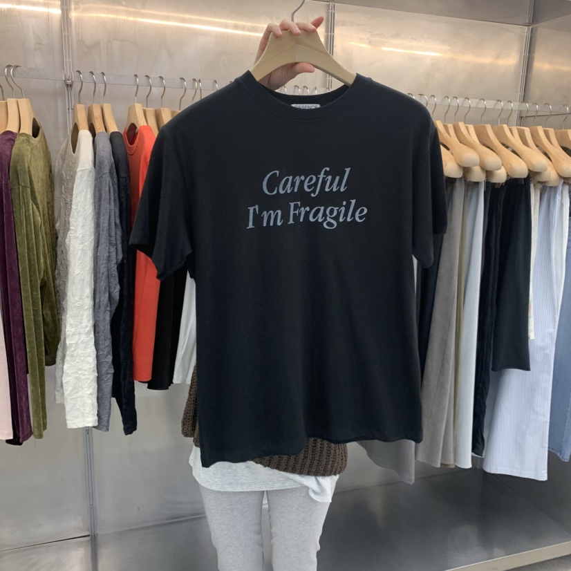 ESSENCE韓國東大門直郵女裝新品人氣熱賣休閑26春夏職業T恤ESSENCET恤圖色2