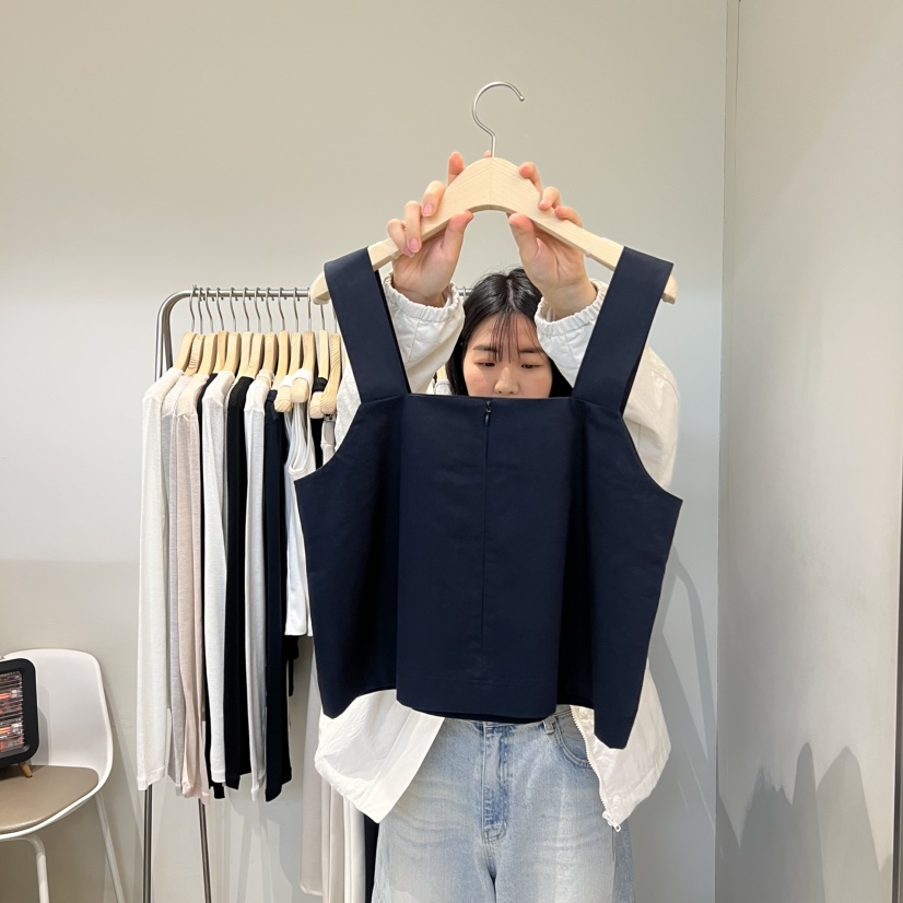 OUTRENE韓國東大門直郵女士新品26春夏人氣推薦熱賣吊帶背心OUTRENE吊帶/背心