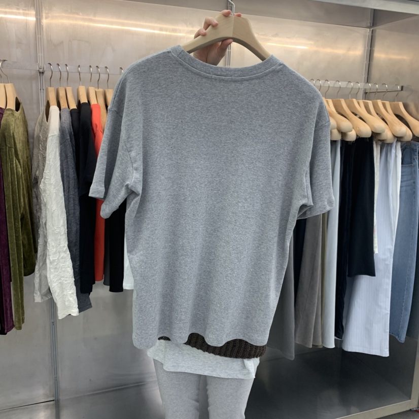 ESSENCE韓國代購女裝新品時尚熱賣推薦人氣職業26春夏T恤ESSENCET恤