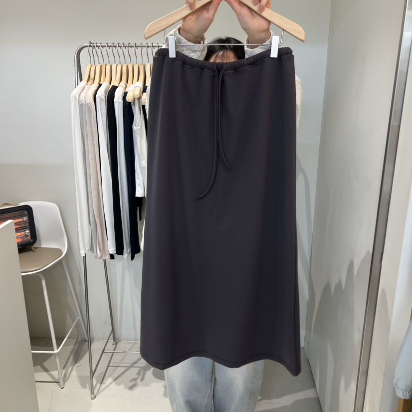 OUTRENE韓國代購女裝新品人氣時尚職業推薦休閑半身裙中短裙OUTRENE半身裙/中短裙圖色2