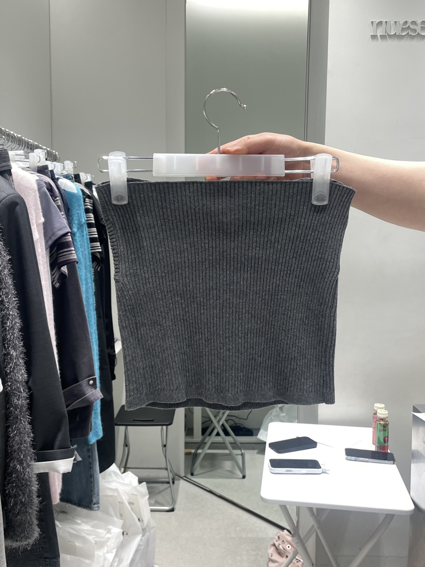 NUESE韓國直郵實拍女裝新品時尚人氣職業推薦休閑吊帶背心NUESE吊帶/背心