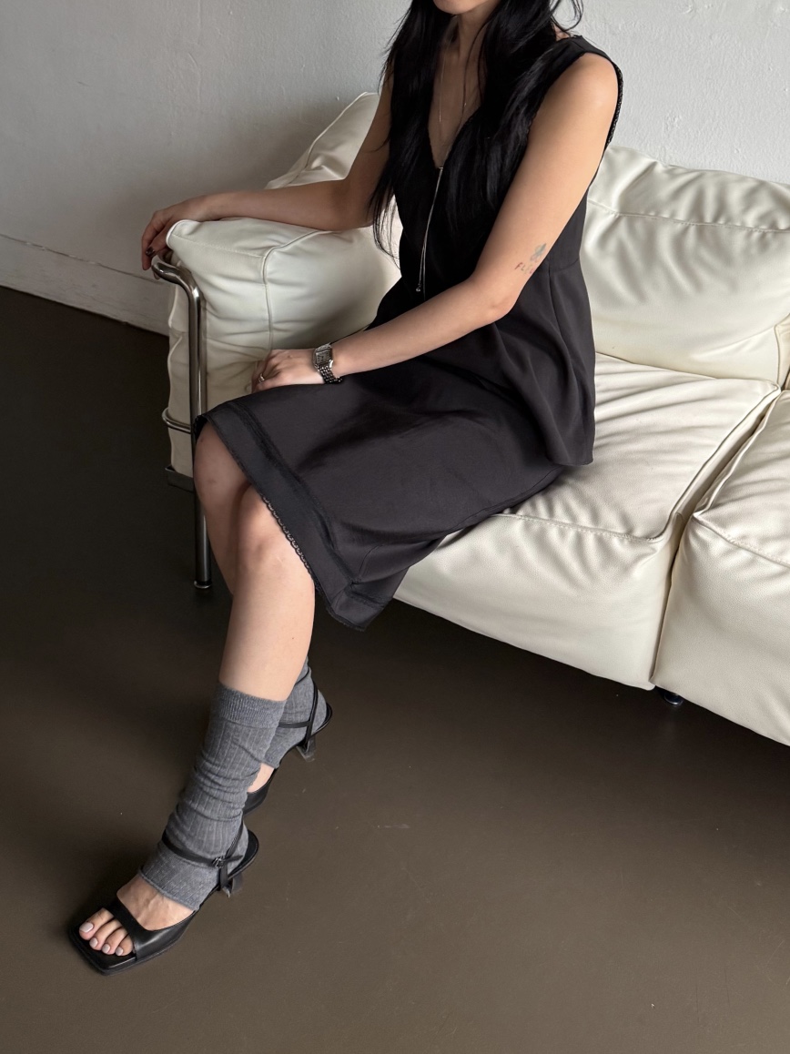 TAUPE東大門直郵女裝新款推薦人氣真品26春夏時尚吊帶背心TAUPE吊帶/背心