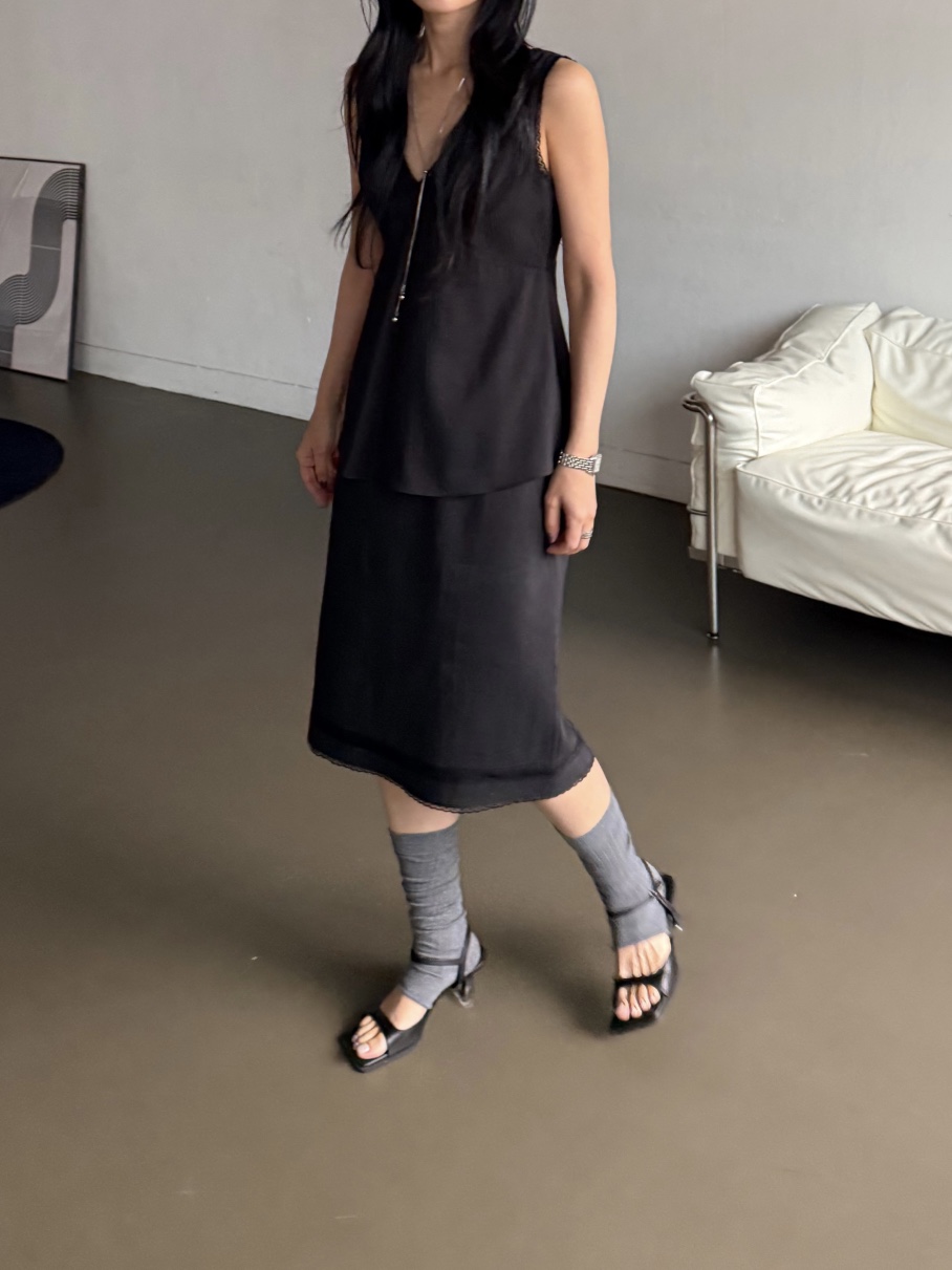 TAUPE東大門直郵女裝新款推薦人氣真品26春夏時尚吊帶背心TAUPE吊帶/背心