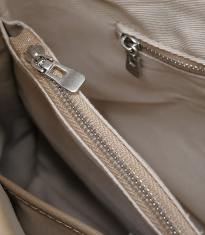 TROUVAILLE東大門直郵女裝新款熱賣推薦職業單肩斜跨包牛皮TROUVAILLE單肩/斜跨包