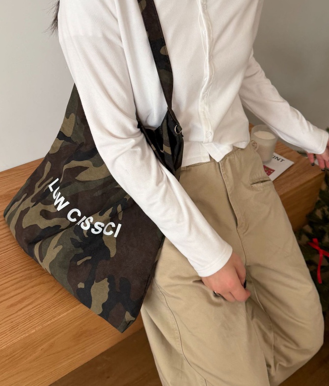 POSH BLUE韓國東大門直郵女士新品時尚26春夏單肩斜跨包迷彩POSH BLUE單肩/斜跨包