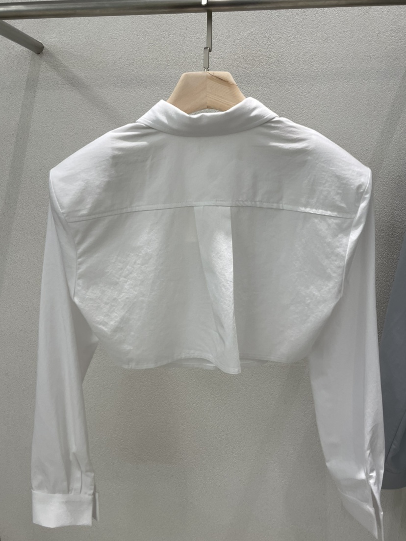 NOB韓國直郵女士新品真品26春夏職業人氣時尚熱賣襯衫蕾絲衫NOB襯衫/蕾絲衫