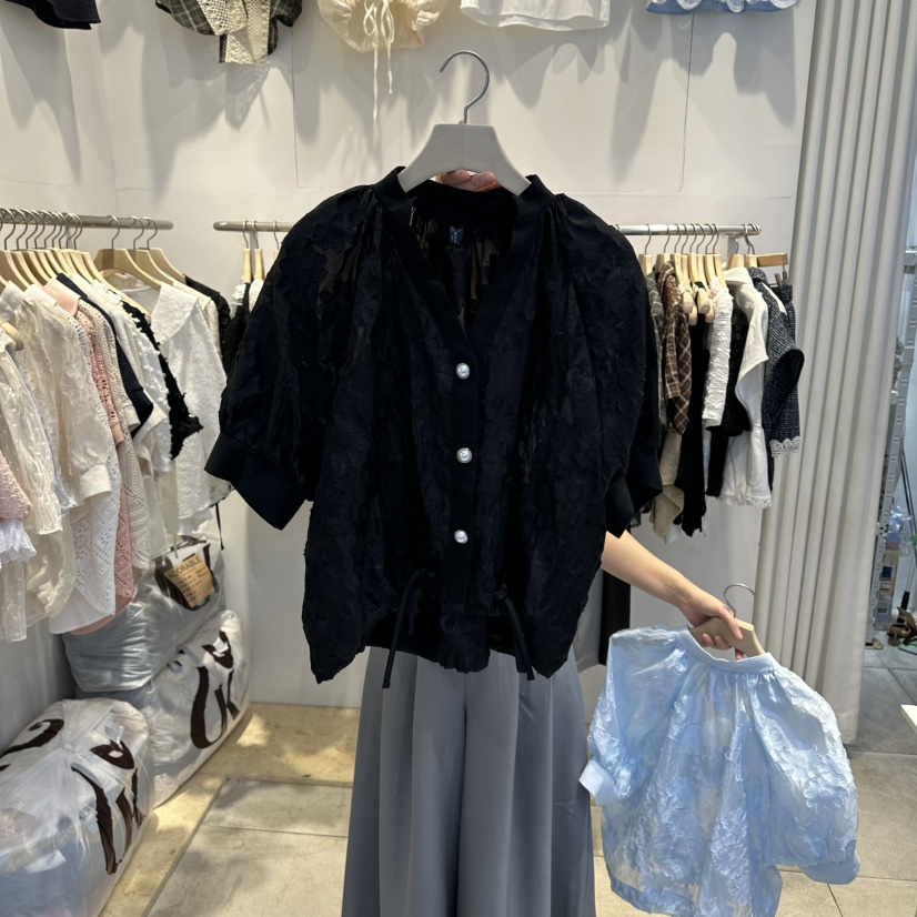 LADYBUG/ADORABLE韓國代購女士新款人氣熱賣推薦襯衫蕾絲衫LADYBUG/ADORABLE襯衫/蕾絲衫圖色2