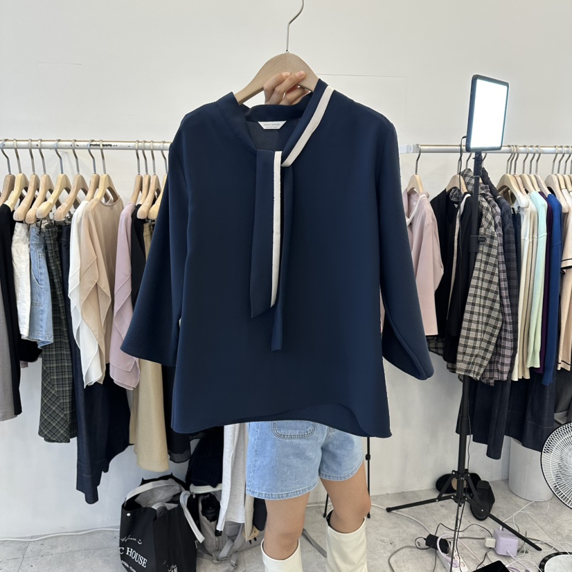 FUNNY POWDER東大門實拍女士新品真品休閑人氣襯衫蕾絲衫THE FUNNY襯衫/蕾絲衫圖色2深藍色