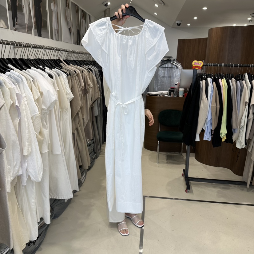 LE EDITION/LEBOENE東大門直郵女裝新款休閑連衣裙含腰繩LE EDITION/LEBOENE連衣裙圖色1