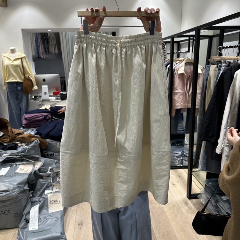 BRUNI/RICOTTA韓國直郵女士新款26春夏時尚熱賣職業長裙BRUNI/RICOTTA長裙圖色1