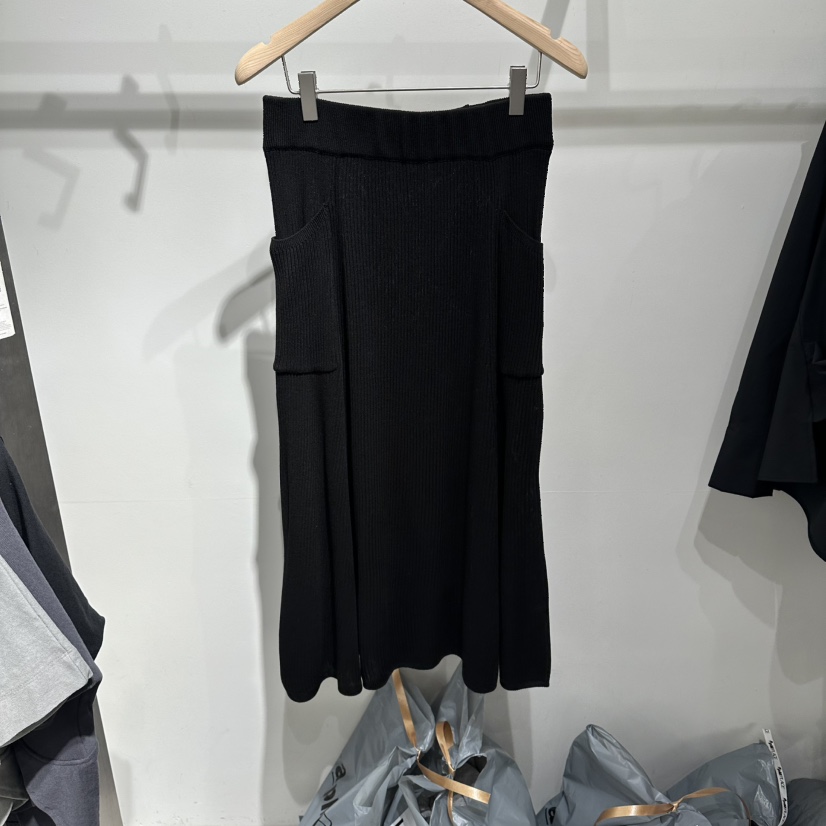 LAMINEDOR東大門代購女裝新品真品26春夏熱賣時尚長裙口袋LA MINE DOR長裙圖色3黑色