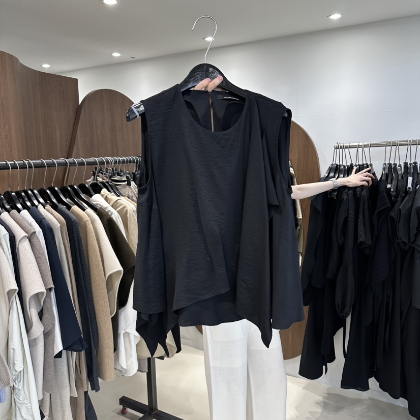 LE EDITION/LEBOENE東大門直郵女裝新款26春夏吊帶背心LE EDITION/LEBOENE吊帶/背心圖色3黑色