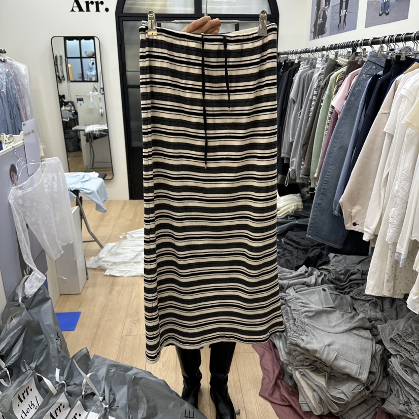 ARR韓國代購女士新款26春夏人氣真品時尚推薦職業休閑長裙ARR長裙圖色1