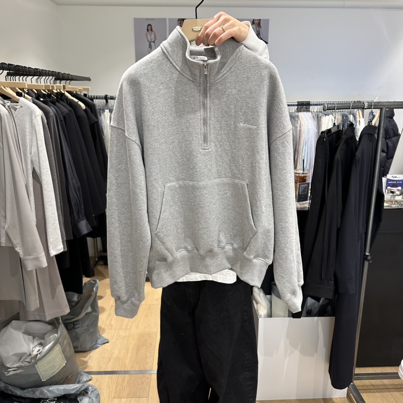 aube nunt東大門直郵女裝新款人氣時尚熱賣職業真品衛衣aube nunt衛衣圖色1