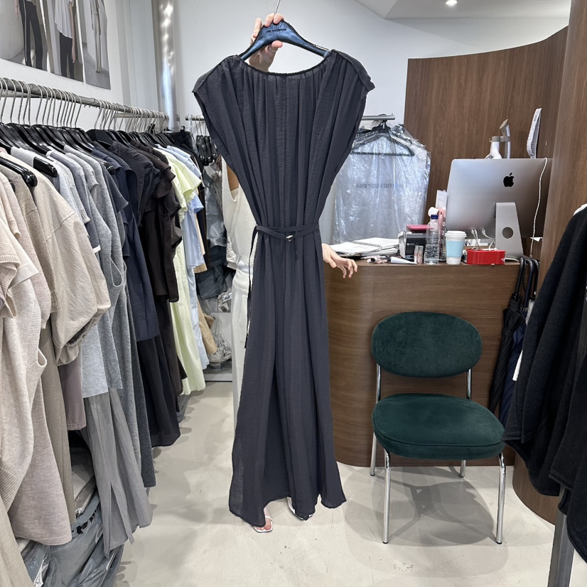 LE EDITION/LEBOENE韓國代購女裝新品熱賣連衣裙含腰帶LE EDITION/LEBOENE連衣裙圖色3墨色