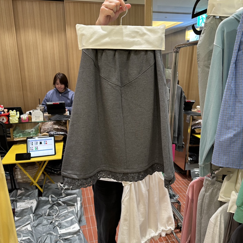 E/E/E韓國代購女士新品休閑真品人氣時尚推薦半身裙中短裙E/E/E半身裙/中短裙