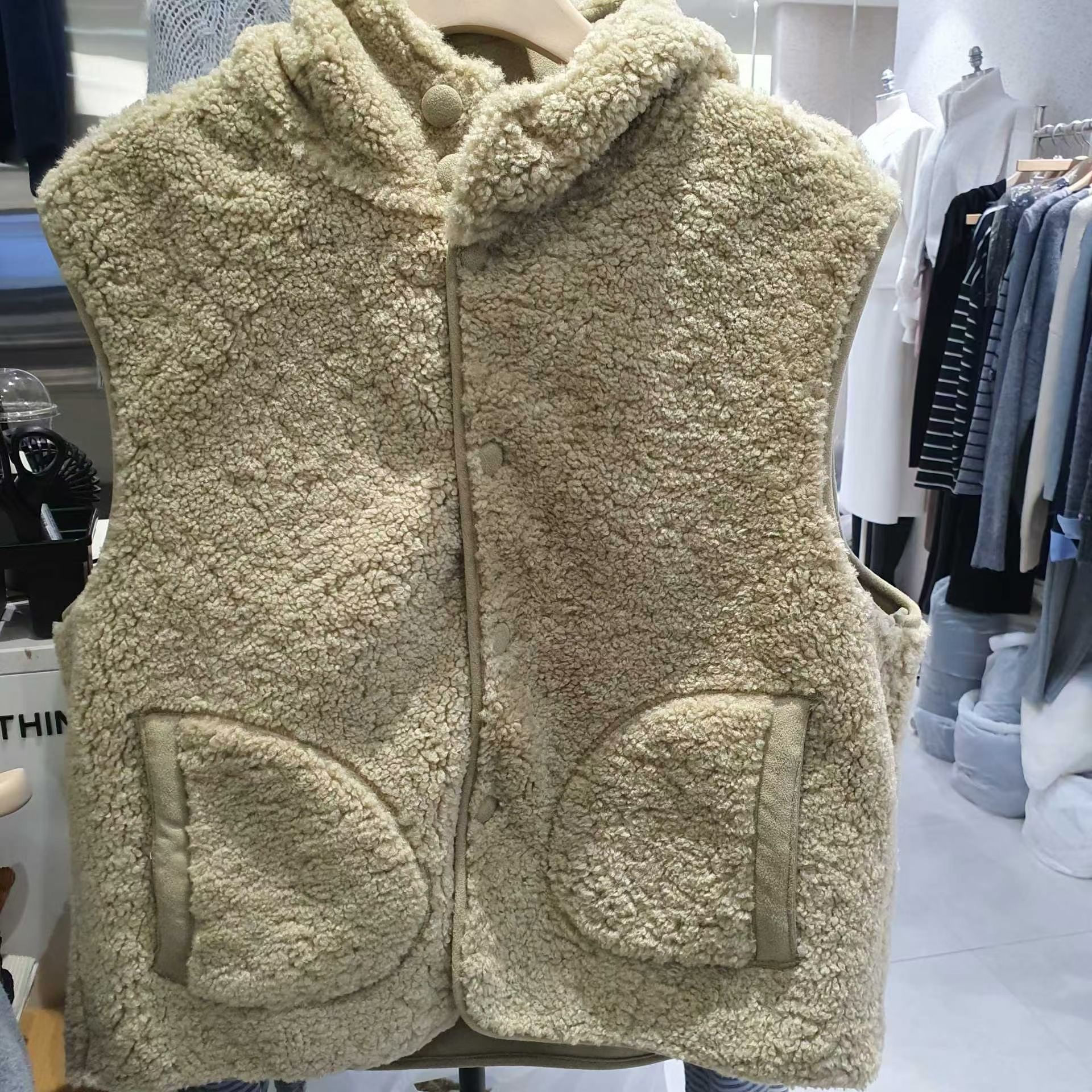 GAMGAK/NEMORETHING韓國東大門代購女裝新款26春夏馬甲不含內搭連帽GAMGAK/NEMORETHING馬甲圖色1