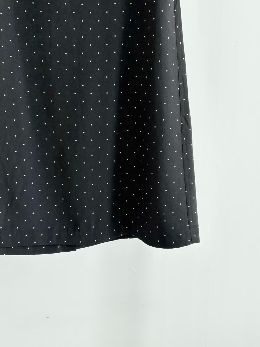 BINUS東大門實拍女裝新品熱賣26春夏時尚職業推薦真品長裙BINUS長裙