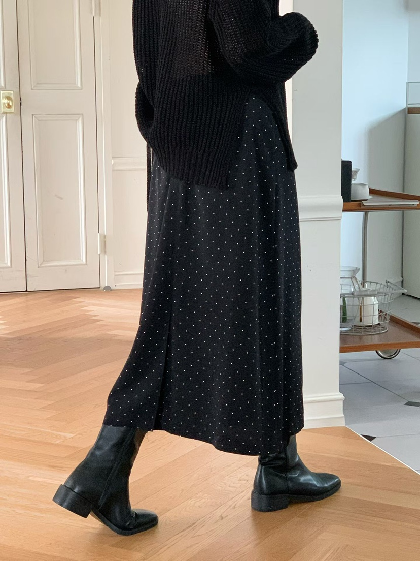 BINUS東大門實拍女裝新品熱賣26春夏時尚職業推薦真品長裙BINUS長裙