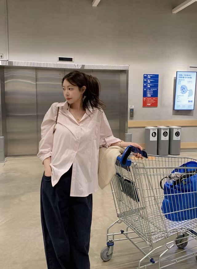 GAMGAK/NEMORETHING韓國代購女裝新品休閑襯衫蕾絲衫不含屁簾GAMGAK/NEMORETHING襯衫/蕾絲衫圖色1