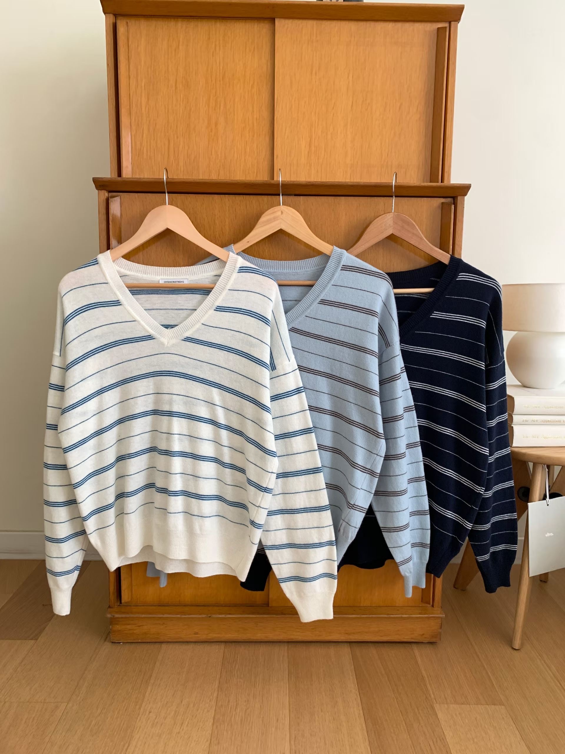 GAMGAK/NEMORETHING韓國代購女士新品推薦針織衫不含內搭V領修身GAMGAK/NEMORETHING針織衫圖色3左三色