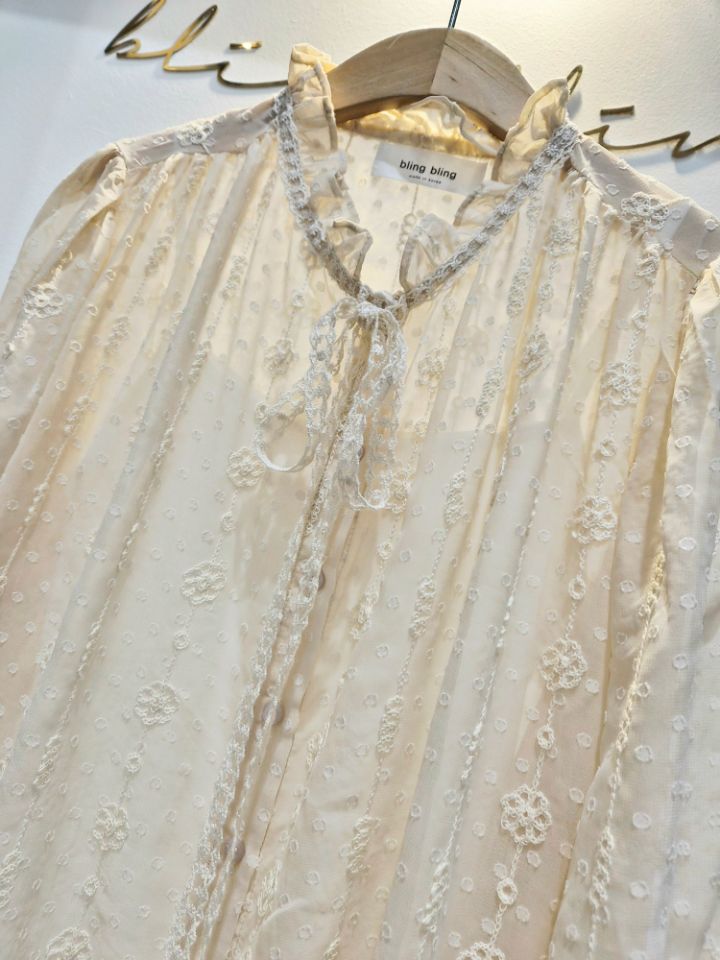 BLING BLING-S/RICO韓國直郵女裝新品人氣襯衫蕾絲衫不含吊帶BLING BLING-S/RICO襯衫/蕾絲衫