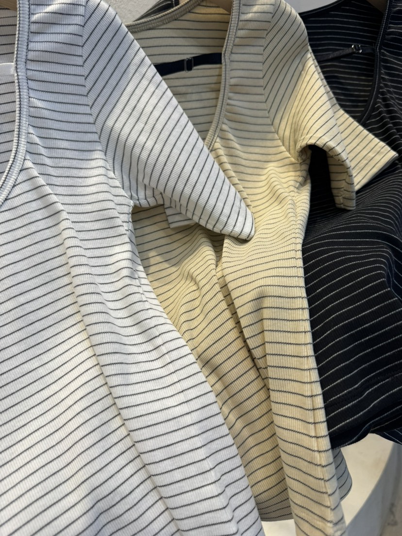 RIAH韓國代購女裝新款熱賣職業推薦休閑時尚真品26春夏T恤船領RIAHT恤