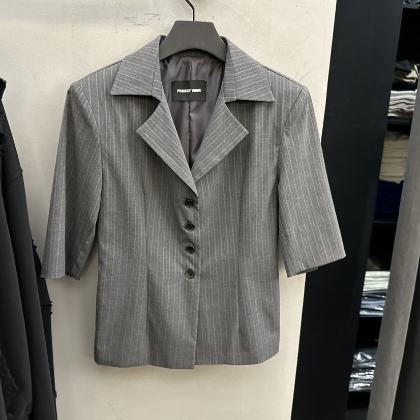 PROJECT WAVE-P東大門直郵女裝新款真品人氣時尚熱賣夾克PROJECT WAVE夾克圖色1