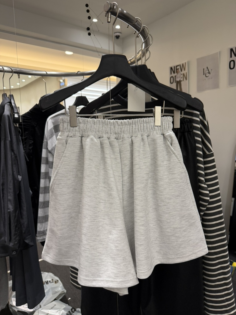 LE AVE韓國直郵女士新款26春夏推薦真品熱賣職業休閑短褲LE AVE短褲圖色1