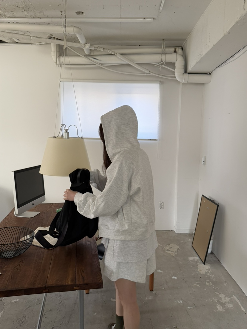 LE AVE東大門直郵女士新款職業人氣熱賣26春夏時尚衛衣拉鏈LE AVE衛衣