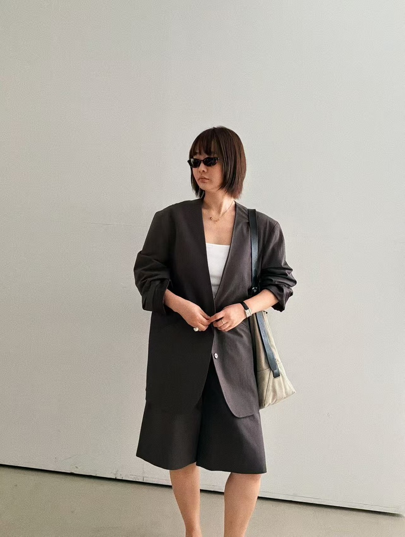 OLI SEOUL東大門直郵女裝新品26春夏熱賣休閑推薦職業夾克OLI SEOUL夾克