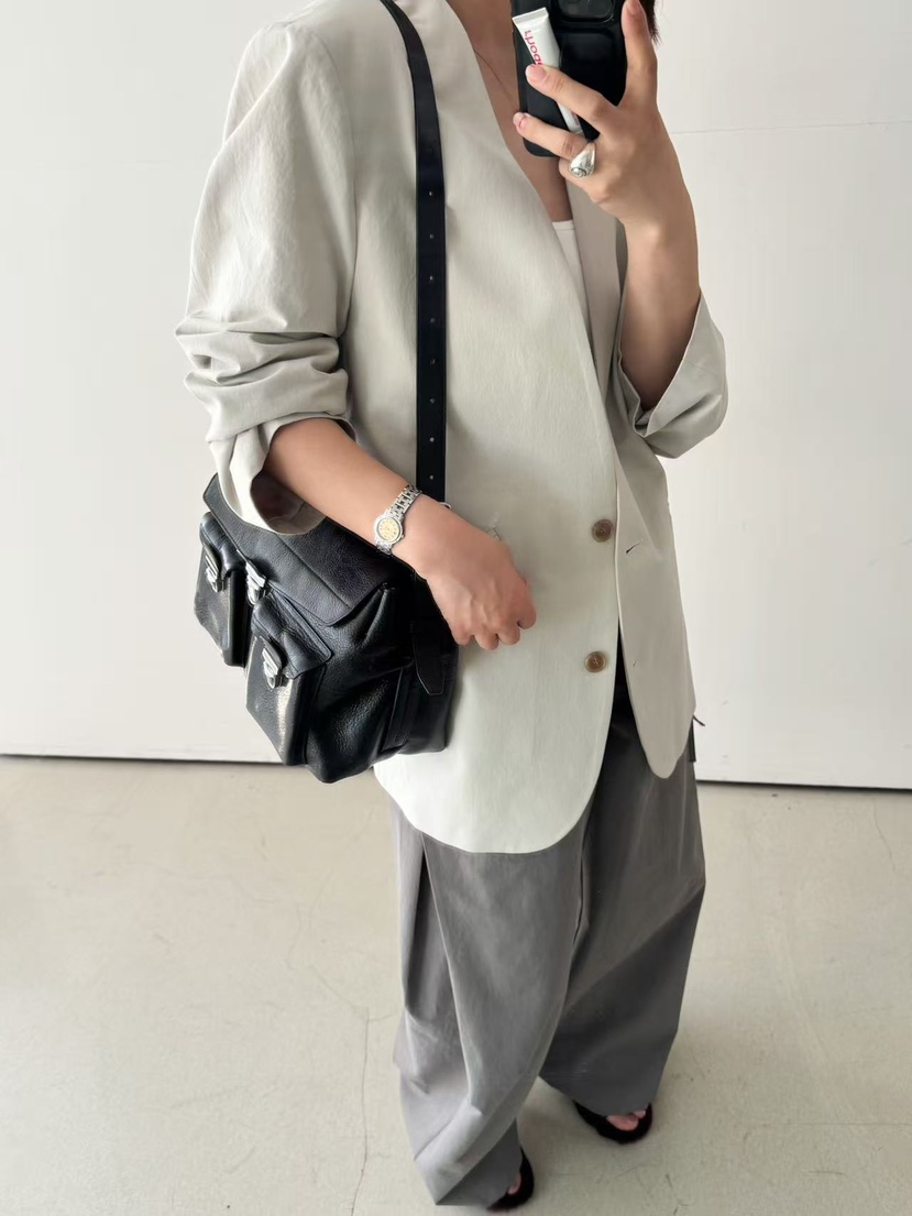 OLI SEOUL東大門直郵女裝新品26春夏熱賣休閑推薦職業夾克OLI SEOUL夾克