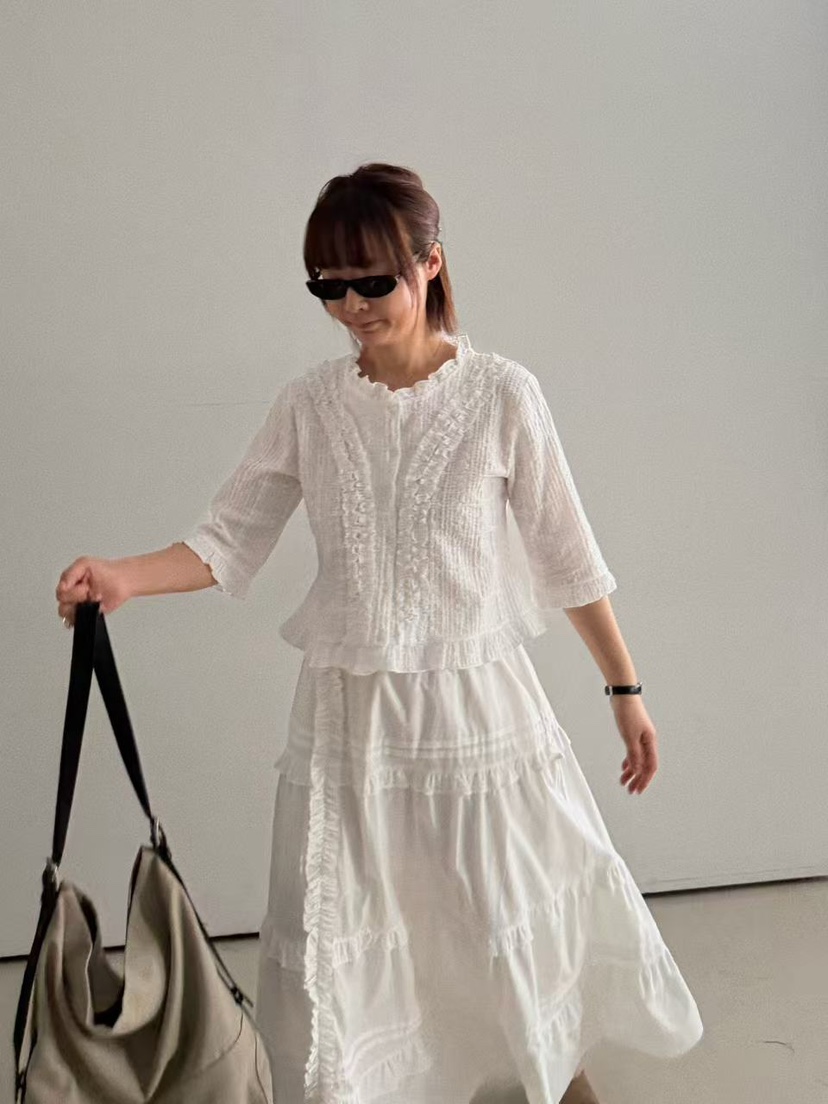 OLI SEOUL東大門代購女士新款職業時尚人氣真品襯衫蕾絲衫OLI SEOUL襯衫/蕾絲衫