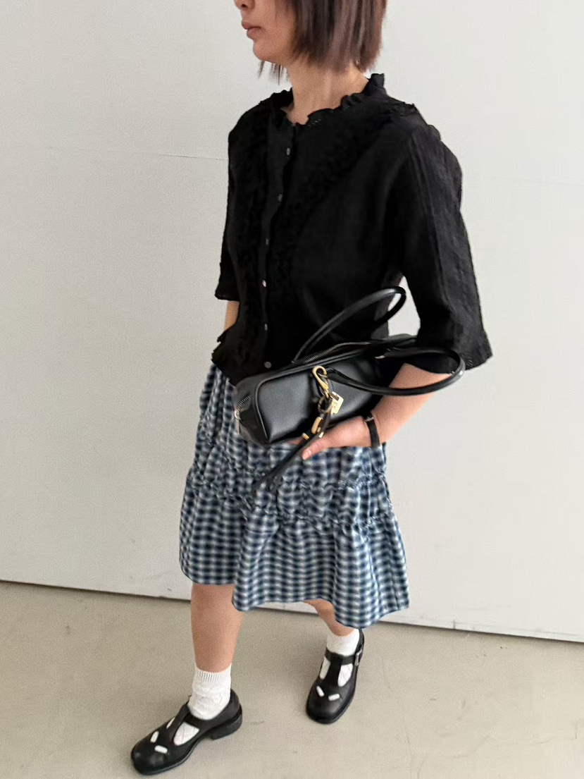 OLI SEOUL東大門代購女士新款職業時尚人氣真品襯衫蕾絲衫OLI SEOUL襯衫/蕾絲衫