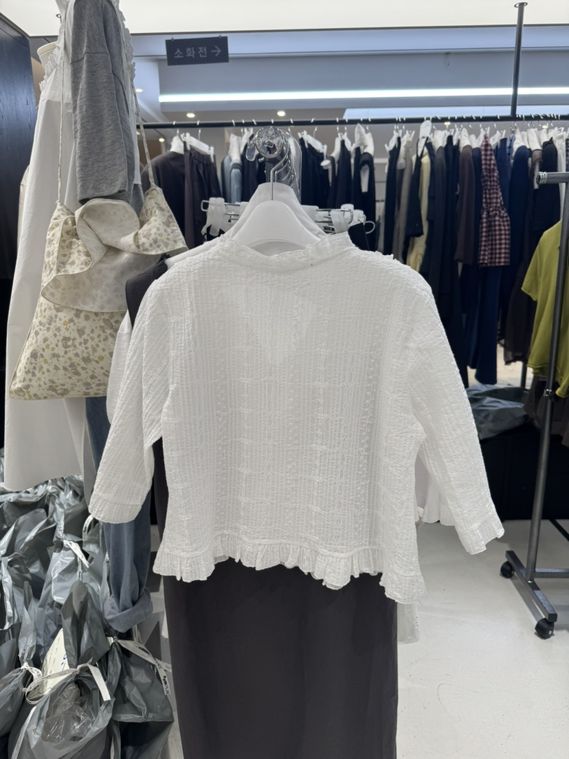 OLI SEOUL東大門代購女士新款職業時尚人氣真品襯衫蕾絲衫OLI SEOUL襯衫/蕾絲衫