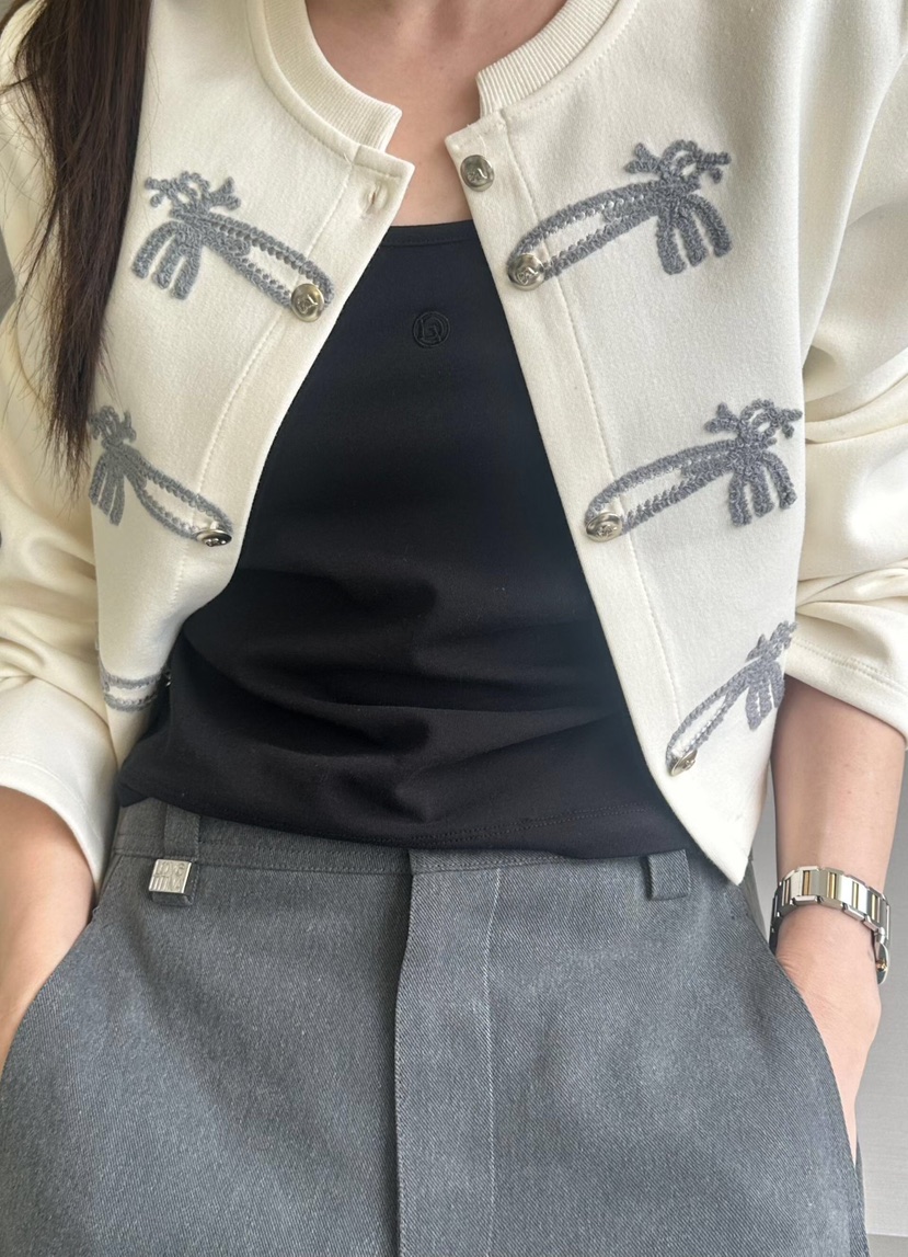 GENTLE B/LOVENTINA東大門直郵女裝新款熱賣夾克羊毛衫GENTLE B/LOVENTINA夾克