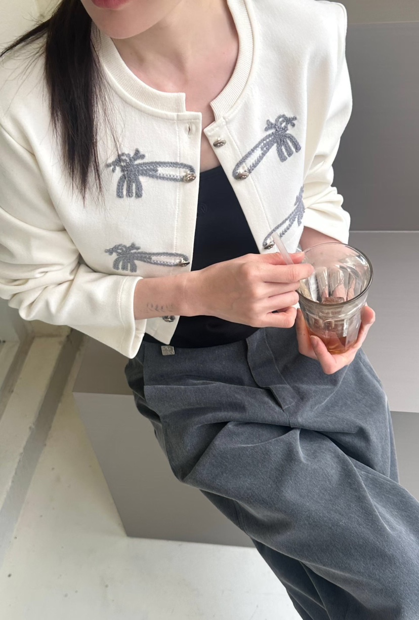 GENTLE B/LOVENTINA東大門直郵女裝新款熱賣夾克羊毛衫GENTLE B/LOVENTINA夾克