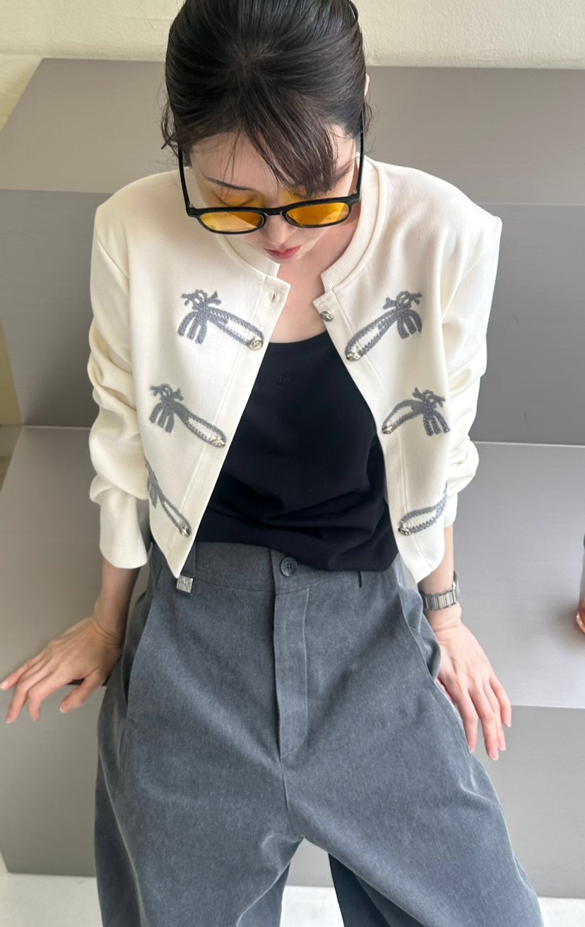 GENTLE B/LOVENTINA東大門直郵女裝新款熱賣夾克羊毛衫GENTLE B/LOVENTINA夾克圖色1