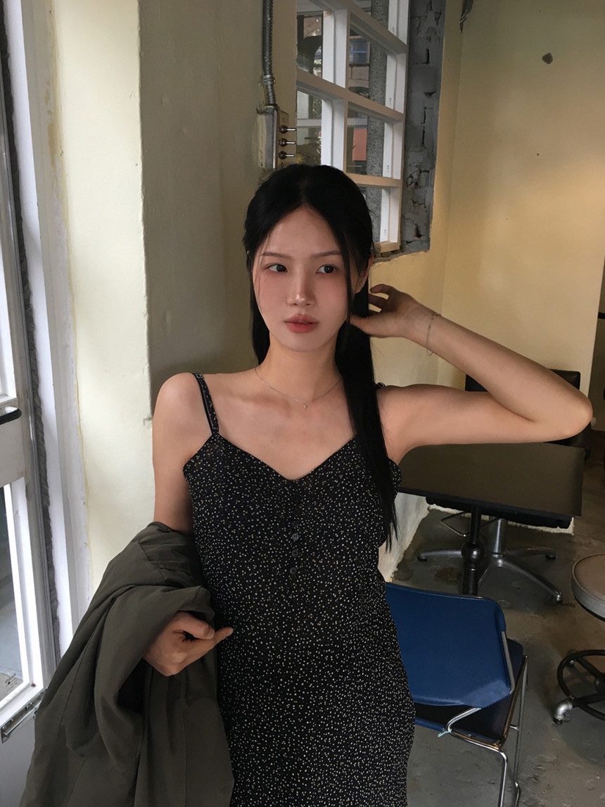 NOPROBLEM韓國直郵女裝新款推薦休閑職業熱賣時尚26春夏連衣裙NOPROBLEM連衣裙