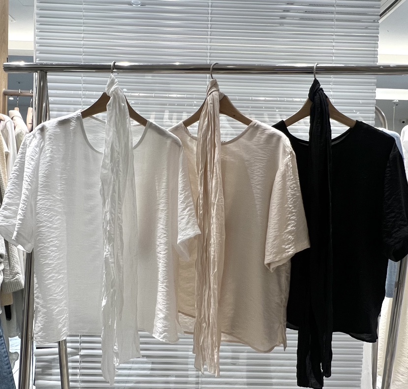 FF/SUNDAY韓國東大門直郵女裝新款人氣襯衫蕾絲衫含圍巾褶皺FF/SUNDAY襯衫/蕾絲衫