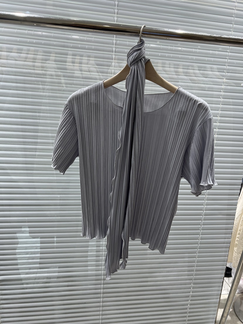 FF/SUNDAY韓國代購女裝新品職業26春夏時尚熱賣T恤含圍巾FF/SUNDAYT恤圖色1