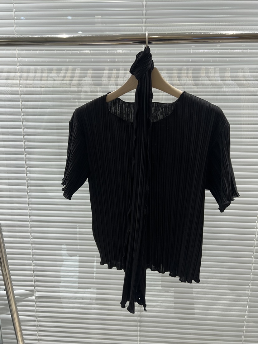 FF/SUNDAY韓國代購女裝新品職業26春夏時尚熱賣T恤含圍巾FF/SUNDAYT恤圖色3